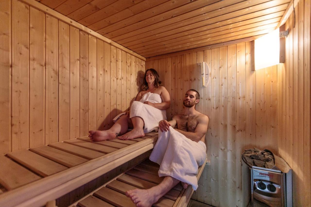 Victoria Lodge, Friendly Hotel Val-dʼIsère Екстериор снимка